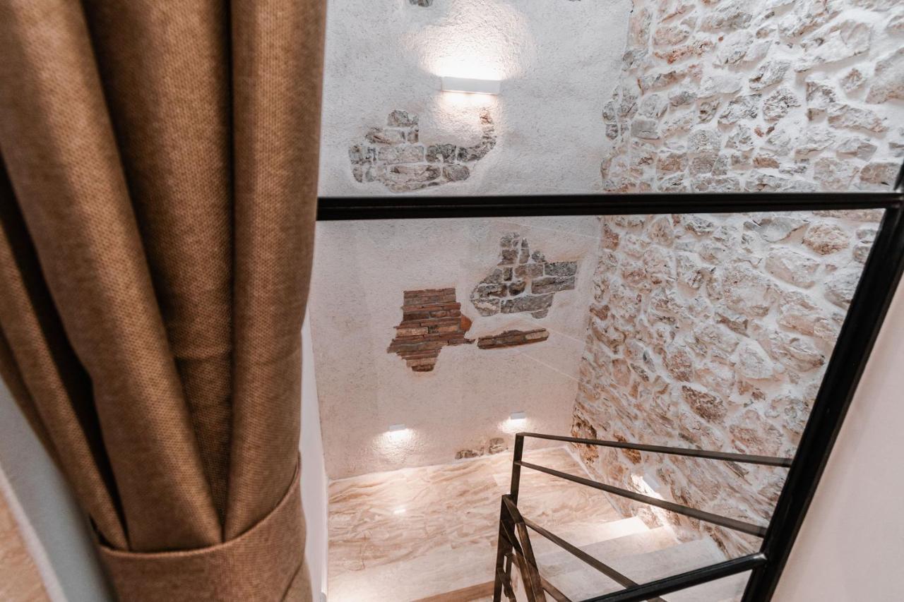 Šibenik Palace Bagian luar foto