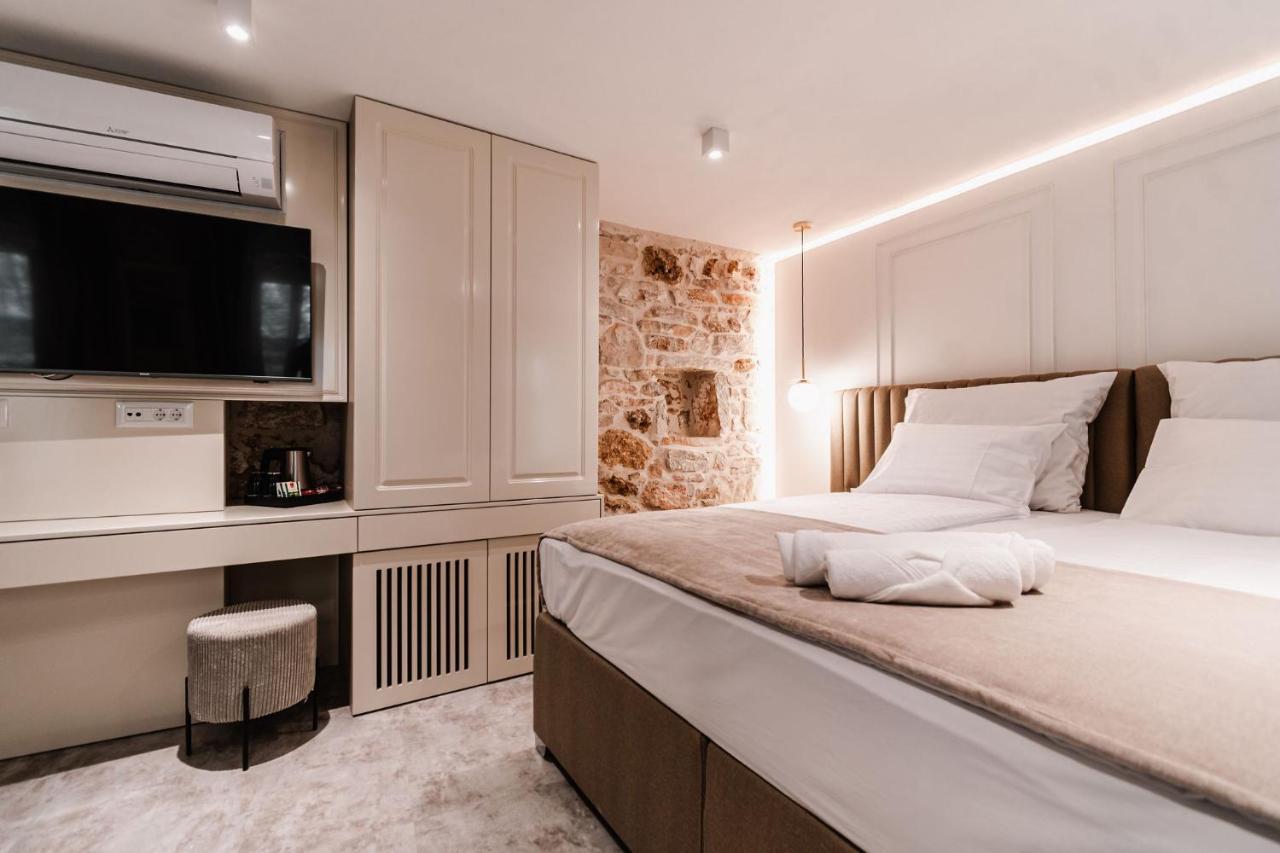Šibenik Palace Bagian luar foto